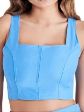 Steve Madden femme top in indigo color